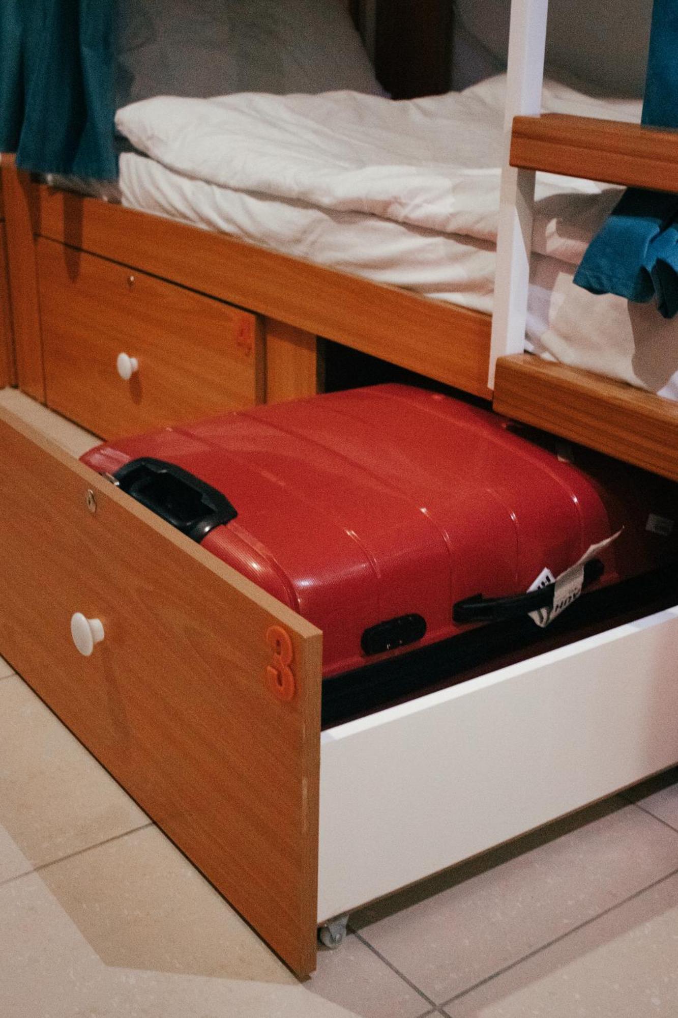 Lunar Hostel 96 دبي المظهر الخارجي الصورة